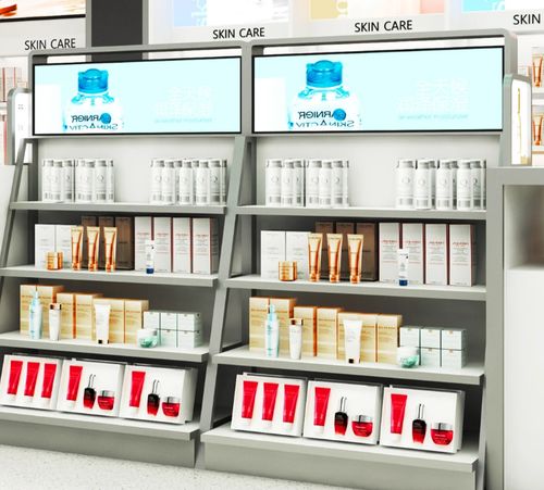 Ultime soluzioni aziendali su Gli schermi digitali LCD sugli scaffali del negozio di cosmetici
