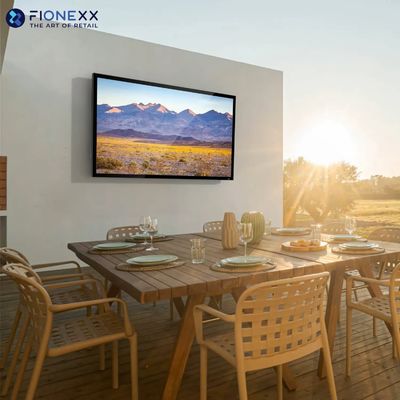 Televisione esterna 4K con 2000 nit Alta luminosità impermeabile IP55 Assistente vocale Remote Installato altoparlante Display LCD Televisione esterna Televisione esterna impermeabile